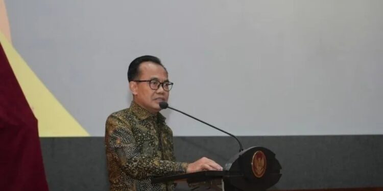 Sekretaris Kementerian Koordinator Bidang Perekonomian Susiwijono dalam Penyerahan Apresiasi dalam Pengawalan Agenda Reformasi Birokrasi Tahun 2021-2022 di Graha Sawala Kemenko Perekonomian, Rabu (29/3/2023). (MASAPNEWS/ANT/HO-KemenkoEkonomi)