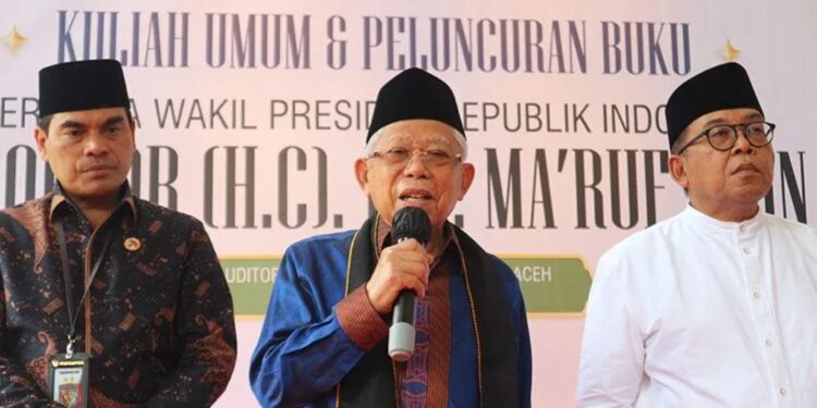 Wakil Presiden Ma'ruf Amin menyampaikan pernyataan kepada wartawan di Banda Aceh, Aceh pada Kamis (30/3/2023). (MASAPNEWS/ANT)