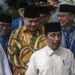 Presiden Joko Widodo (kedua kanan) didampingi Ketua Umum PAN Zulkifli Hasan (kanan), Ketua Umum Partai Golkar Airlangga Hartarto (kedua kiri), dan Ketua Umum Partai Gerindra Prabowo Subianto (kiri) memberikan keterangan pers usai menghadiri acara Silaturahim Ramadhan 1444 H DPP PAN di Kantor DPP PAN, Jakarta, Minggu (2/4/2023). Acara tersebut turut dihadiri para ketua umum partai politik koalisi pendukung pemerintah seperti PAN, Partai Golkar, Partai Gerindra, PPP, dan PKB. (MASAPNEWS/ANT)