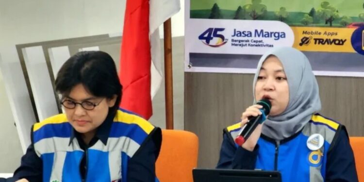 Corporate Communication & Community Development Group Head Jasa Marga, Lisye Octaviana (kanan). (MASAPNEWS/ANT/ I.C.Senjaya)