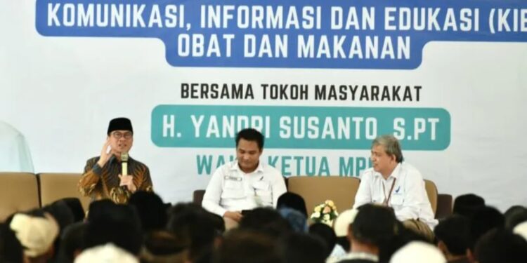 Suasana kegiatan Komunikasi, Informasi, dan Edukasi (KIE) Bersama Tokoh Masyarakat yang diselenggarakan MPR bekerja sama dengan BPOM di Pondok Pesantren Bai Mahdi Sholeh Ma’mun, Serang, Banten, Rabu (5/4/2023). (MASAPNEWS/ANT/HO-MPR)