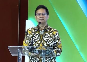 Tangkapan layar - Menteri Kesehatan RI Budi Gunadi Sadikin ketika memberikan sambutannya dalam Forum Nasional Hilirisasi dan Peningkatan Penggunaan Sediaan Farmasi Dalam Negeri yang diikuti secara daring di Jakarta, Selasa (16/5/2023). (MASAPNEWS/ANT)