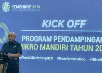 Menteri Koperasi dan UKM Teten Masduki Teten dalam acara Kick Off Program Pendampingan Mikro Mandiri di Kantor KemenKop UKM Jakarta, Jumat (19/5/2023). (MASAPNEWS/ANT)