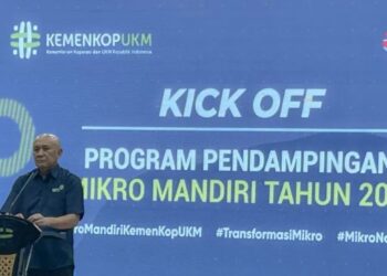 Menteri Koperasi dan UKM Teten Masduki Teten dalam acara Kick Off Program Pendampingan Mikro Mandiri di Kantor KemenKop UKM Jakarta, Jumat (19/5/2023). (MASAPNEWS/ANT)