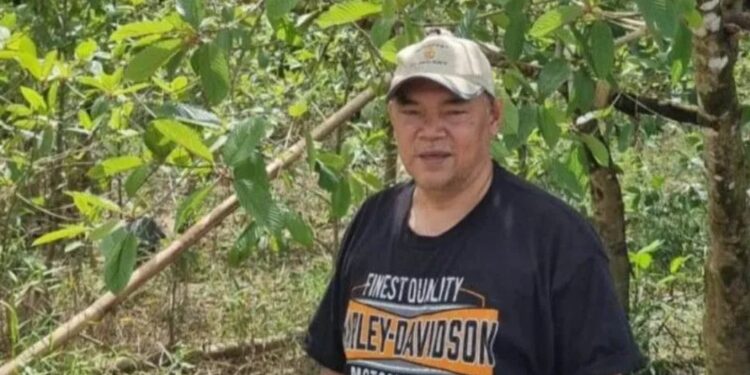 Wakil Ketua Kadin Kalbar, Rudyzar Zaidar Mochtar saat berada di kebun kratom (MASAPNEWS/ANT)