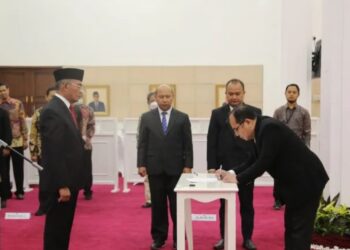 Menko PMK Muhadjir Effendy melantik pejabat pimpinan tinggi madya di lingkungan Kemenko PMK. (MASAPNEWS/ANT/HO-Humas Kemenko PMK)