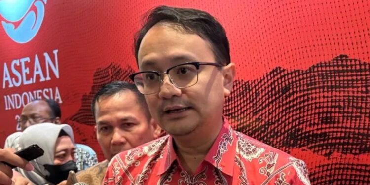 Wakil Menteri Perdagangan (Wamendag) Jerry Sambuaga ditemui usai menghadiri seminar "Metrologi Dukung Ketahanan Pangan" di Jakarta, Selasa (23/5/2023). (MASAPNEWS/ANT)