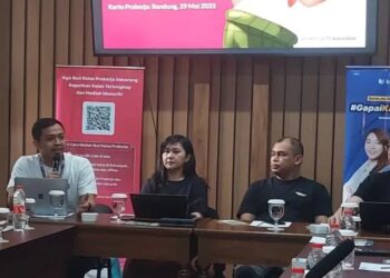 Head of Virtual Products Bukalapak, Nungky Aprilia (kedua kiri) menuturkan sebanyak 4 juta peserta Program Kartu Prakerja telah membeli voucher untuk mengikuti kelas-kelas pelatihan Kartu Prakerja melalui marketplace Bukalapak, Bukalapak ialah salah satu mitra digital platform Kartu Prakerja. (MASAPNEWS/ANT)