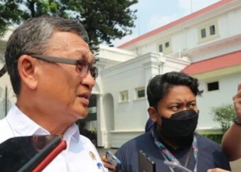 Menteri ESDM Arifin Tasrif memberikan keterangan kepada wartawan di Istana Kepresidenan, Jakarta, Rabu (31/5/2023). (MASAPNEWS/ANT)