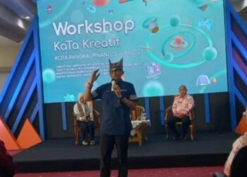 Menteri Pariwisata dan Ekonomi Kreatif Uno saat menghadiri workshop kabupaten/kota kreatif (KaTa Kreatif) Indonesia 2023 di Pangkalpinang, Sabtu. (MASAPNEWS/ANT)