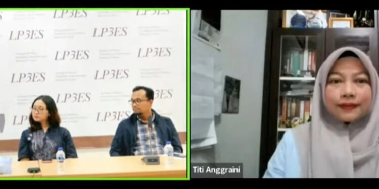 Tangkapan layar - Pengamat kepemiluan Titi Anggraini pada diskusi yang diselenggarakan oleh Lembaga Penelitian Pendidikan dan Penerangan Ekonomi dan Sosial (LP3ES) di Jakarta, Selasa (26/12). (MASAPNEWS/ANT)