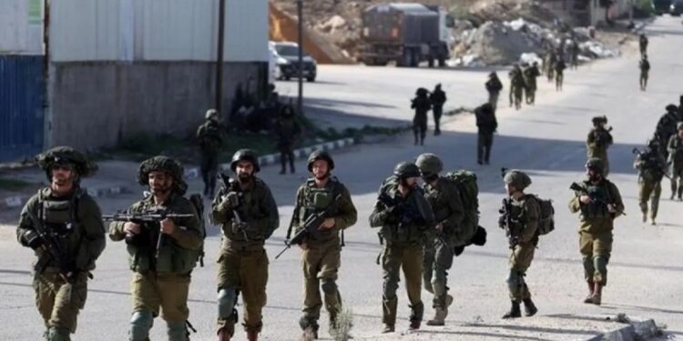 Arsip - Pasukan Israel di wilayah pendudukan Tepi Barat. (MASAPNEWS/Anadolu)