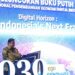 Menteri Koordinator bidang Perekonomian Airlangga Hartarto menyampaikan paparan saat peluncuran buku putih Strategi Nasional Pengembangan Ekonomi Digital Indonesia 2030 di Jakarta, Rabu (6/12/2023). (MASAPNEWS/ANT)