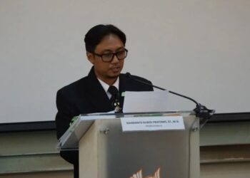 Mahasiswa program doktor psikologi Universitas Katolik Atma Jaya Dr Rahmanto Kusendi dalam promosi doktornya di Unika Atma Jaya, Jakarta, beberapa waktu lalu. (MASAPNEWS/ANT/HO-Humas Unika Atma Jaya)