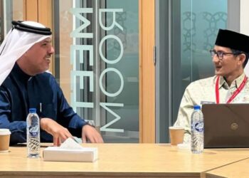 Menparekraf Sandiaga Uno bertemu dengan Ketua Tim Kewirausahawan dan Pendidik Uni Emirat Arab Adil Alzarooni di Dubai, UEA. (MASAPNEWS/ANT/HO-Kemenparekraf)