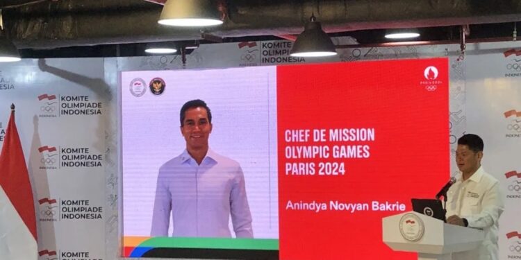 Ketua Umum National Olympic Indonesia (NOC) Raja Sapta Oktohari saat mengumkan Anindya Novyan Bakrie sebagai Chef de Mission (CdM) kontingen Indonesia di Olimpiade 2024 Paris, Prancis, pada jumpa pers bertajuk “Menjaga Merah Putih” di gedung NOC, Jakarta, Jumat (5/1/2024). (MASAPNEWS/ANT)