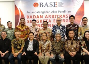 Suasana penandatanganan akta pendirian Badan Arbitrase Sengketa Energi Indonesia (BASE). (MASAPNEWS/ANT/HO-BASE)