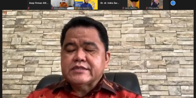 Tangkapan layar Dirjen Pencegahan dan Pengendalian Penyakit Kementerian Kesehatan Maxi Rein Rondonuwu saat menyampaikan pemaparan soal kesehatan telinga serta gangguan pendengaran. (MASAPNEWS/ANT/Tangkapan Layar Kemenkes)