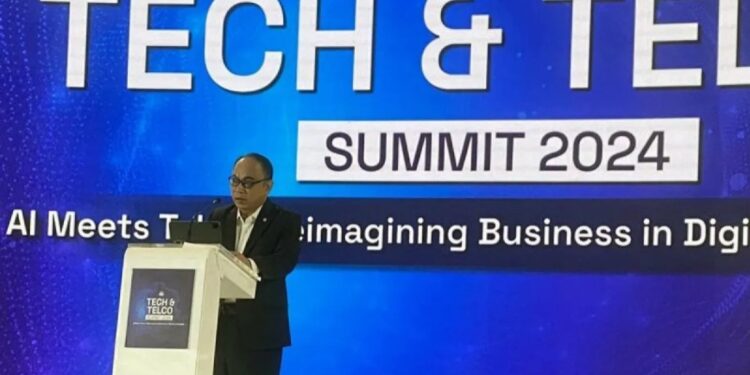 Menteri Komunikasi dan Informatika (Menkominfo) Budi Arie Setiadi membuka acara Tech and Telco Summit 2024 di Jakarta, Selasa (5/3/2024). (MASAPNEWS/ANT)