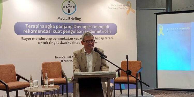 Dr.dr.Kanadi Sumapraja Sp.OG Subsp.FER dari Rumah Sakit Umum Pusat Nasional dr. Cipto Mangunkusumo Jakarta membahas dampak endometriosis pada kehamilan dalam acara diskusi kesehatan di Jakarta, Jumat (8/3/2024). (MASAPNEWS/ANT)