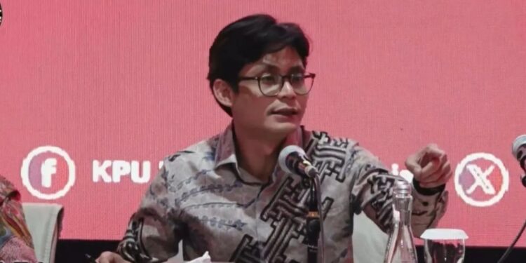 Tangkapan layar - Anggota KPU RI August Mellaz dalam rapat pleno rekapitulasi hasil penghitungan perolehan suara pemilu 2024 tingkat nasional di Kantor KPU RI, Jakarta, Rabu (13/3/2024). (MASAPNEWS/ANT)