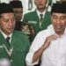 Presiden Joko Widodo (kanan) didampingi Ketua Umum Pimpinan Pusat Gerakan Pemuda (GP) Ansor Addin Jauharudin (kiri) memberikan keterangan kepada media usai Inaugurasi 'Menuju Ansor Masa Depan' di Istora Senayan, Jakarta, Senin (27/5/2024). PBNU melantik kepengurusan Pimpinan Pusat GP Ansor masa khidmah 2024-2029 dengan Ketua Umum Addin Jauharudin. (MASAPNEWS/ANT)