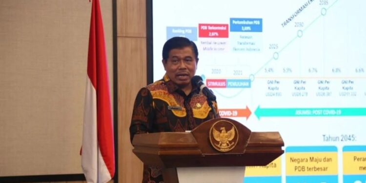Pembina PP-PAUD Suhajar Diantoro saat Puncak Peringatan Hari Ulang Tahun (HUT) Ke-67 PP-PAUD Tahun 2024 di Kawasan Grogol, Jakarta, Sabtu (1/6/2024). (MASAPNEWS/ANT/HO-Puspen Kemengadri)