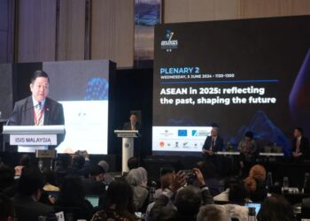 Sekretaris Jenderal ASEAN Kao Kim Hourn berbicara pada diskusi bertema “ASEAN pada tahun 2025: Mencerminkan Masa Lalu, Membentuk Masa Depan” dalam kerangka Meja Bundar Asia-Pasifik di Malaysia, Rabu (5/6/2024). (MASAPNEWS/ANT/HO-ASEAN)