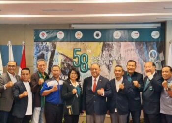 Para pengurus PP Pordasi berfoto bersama dalam acara Musyawarah Nasional Luar Biasa (Munaslub) yang berlangsung di Jakarta, Sabtu (8/6/2024). (MASAPNEWS/ANT)