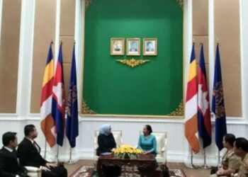 Delegasi Pemerintah Indonesia yang dipimpin oleh Asisten Deputi Koordinasi Kerja Sama Asia, Pasifik, dan Afrika Kemenko Polhukam RI Nur Rokhmah Hidayah memimpin delegasi Indonesia yang melawat ke Kamboja pada 11 Juni 2024 sampai dengan 15 Juni 2024 untuk menjajaki peluang kerja sama memberantas judi online dan melindungi WNI yang terjerat penipuan online dan judi online. (MASAPNEWS/ANT/HO-Kemenko Polhukam RI)