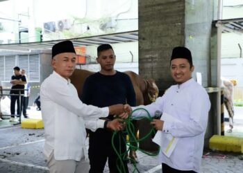 Panitia Idul Kurban KKP sembelih 20 hewan kurban di Jakarta, Senin (17/6/2024). (MASAPNEWS/ANT/HO-KKP)
