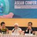 The ASEAN Commission on the Promotion and Protection of the Rights of Women and Children (ACWC) Chair Yanti Kusumawardhani bersama para pembicara lainnya dalam Konferensi ASEAN di Denpasar, Rabu (7/8/2024). (MASAPNEWS/ANT)