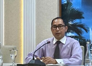 Direktur Pelindungan WNI dan Badan Hukum Indonesia Kementerian Luar Negeri RI Judha Nugraha menyampaikan pernyataannya dalam konferensi pers di Jakarta, Jumat (9/8/2024). (MASAPNEWS/ANT)