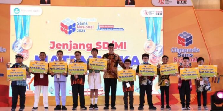 Kementerian, Pendidikan, Kebudayaan, Riset, dan Teknologi (Kemdikbudristek) pada penutupan Olimpiade Sains Nasional (OSN) 2024) di Jakarta, Senin (12/8/2024). (MASAPNEWS/ANT/HO-BKHM Kemdikbudristek)