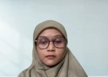 Peneliti Pusat Makroekonomi dan Keuangan Institute for Development of Economics and Finance (Indef) Riza Annisa Pujarama menghadiri webminar "RAPBN di Masa Transisi: Apa Saja yang Harus Diantisipasi?" yang diikuti dari Jakarta, Minggu (18/8/2024). (MASAPNEWS/ANT)