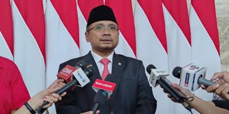 Menteri Agama Republik Indonesia (Menang RI) Yakqut Cholil Qoumas (Azmi Samsul Maarif)