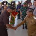 Pj Bupati Gumas Herson B Aden menyambut kedatangan Kajari baru Sugito di Kuala Kurun, Selasa (3/9/2024). (Foto : Diskominfosantik Gumas)