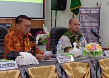 Sekda Gumas Richard (kiri) dan Kepala Bapperinda Yantrio Aulia. (IST)