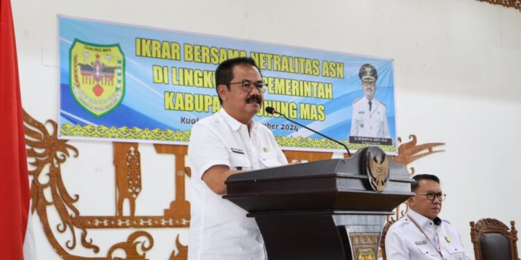 Pj Bupati Gumas Herson B Aden. (Foto : Diskominfosantik Gumas)