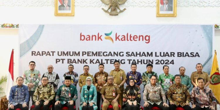 Pj Bupati Gumas Hadiri Rapat Umum Pemegang Saham Luar Biasa Bank Kalteng