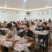 Suasana sortir dan lipat surat suara di aula KPU Gumas di Kuala Kurun, Jumat (1/11/2024). (MASAPNEWS/RY)