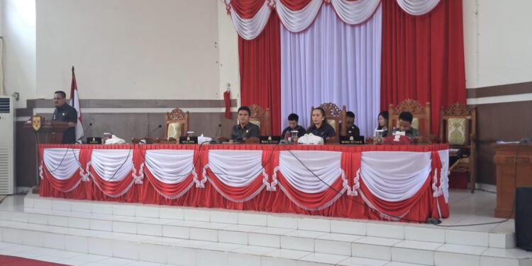 Ketua DPRD Gumas pimpin rapat paripurna ke-5 masa persidangan I tahun sidang 2024