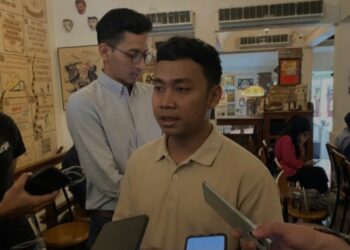 Peneliti Perludem Haykal menjawab pertanyaan wartawan di Jakarta, Kamis (28/11/2024). (MASAPNEWS/ANT)