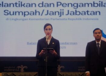 Menteri Pariwisata Widiyanti Putri Wardhana dalam sambutannya saat pelantikan pejabat di Balairung Soesilo Soedarman, Gedung Sapta Pesona, Jakarta Pusat, Rabu (8/12/2024). (MASAPNEWS/ANT/HO-Kemenpar)