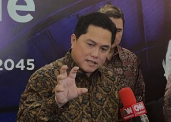 Menteri Badan Usaha Milik Negara (BUMN) Erick Thohir ditemui usai menghadiri acara MINDialogue di Jakarta, Kamis 9/1/2025). (MASAPNEWS/ANT)