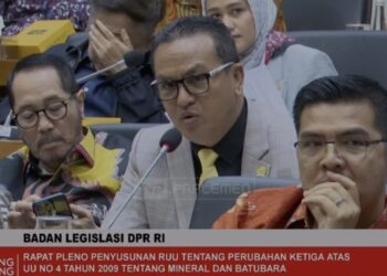 Tangkapan layar - Anggota Badan Legislasi DPR RI Umbu Kabunang Rudi Yanto Hunga dalam rapat pleno penyusunan Rancangan Undang-Undang (RUU) tentang Perubahan Ketiga Atas UU Nomor 4 Tahun 2009 tentang Mineral dan Batu Bara (Minerba), di Senayan, Jakarta, Senin (20/1/2025). (MASAPNEWS/ANT)
