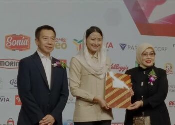 Wakil Menteri Perdagangan (Wamendag) Dyah Roro Esti Widya Putri (tengah) dalam acara pengukuhan AP3MI di Jakarta, Selasa (21/1/2025). (MASAPNEWS/ANT)