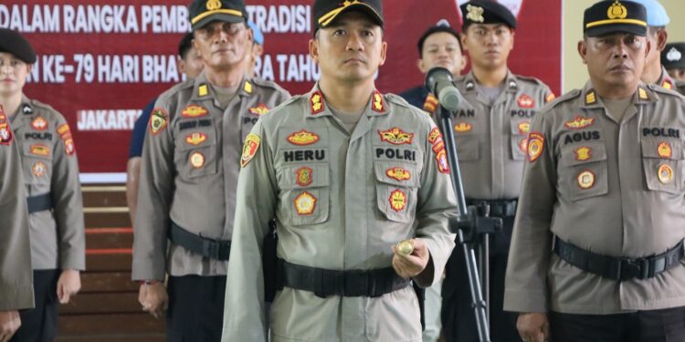 Kapolres dan Jajaran Polres Gumas Ikuti Upacara Pemuliaan Nilai Luhur Tribrata Secara Virtual