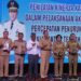 Wabup Gumas Efrensia LP Umbing (ketiga dari kiri) dan lainnya berfoto bersama usai menerima penghargaan di Palangka Raya, Senin (30/6/2025). (IST)