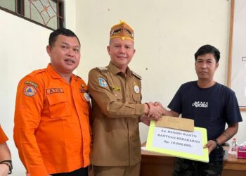 Pemkab Salurkan Bantuan untuk Korban Kebakaran dan Longsor